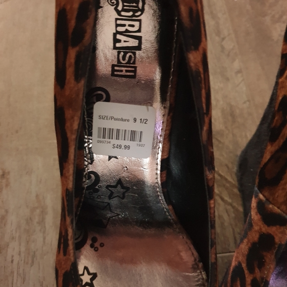 NWT Brash wedge platforms - Picture 2 of 3